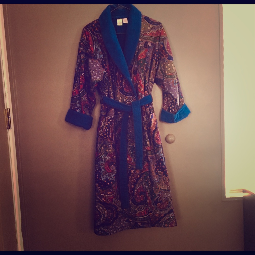 Women’s Robe,  plush and comfy!